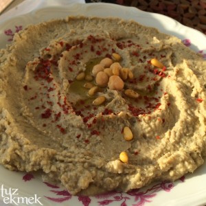 koz-patlicanli-humus