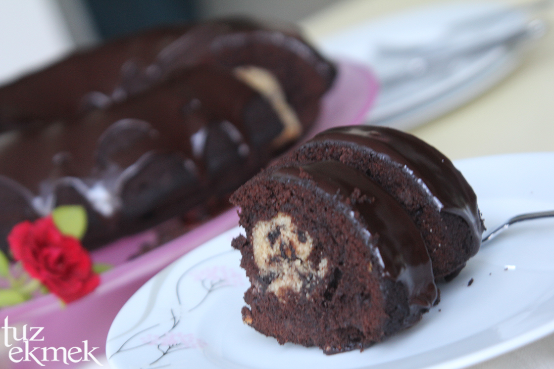 Chocolate Bundt Cake- Çikolatalı Kek